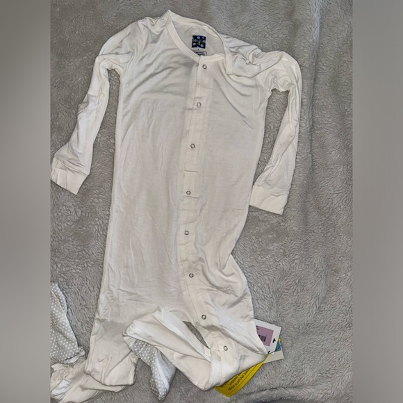 NWT Kickee Footie - Picture 3 of 5